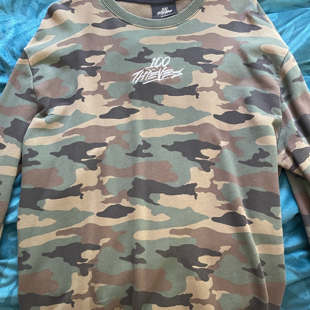 100 Thieves crew neck